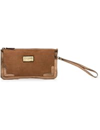 Cartera de mano en piel de serraje con detalles metalizados en piel de alta calidad.