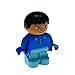Produktbild 1 x Lego Duplo Figur Kind Junge Hose hell blau Pullover blau mit Kragen Haare schwarz Sommersprossen 4943pb010