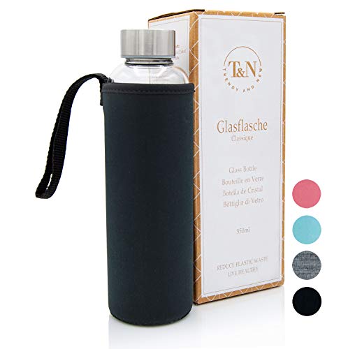 T&N Glasflasche Classique 550 ml - Neoprenhülle Auslaufsicher - Mit GRATIS Glas Strohhalm zum Testen - Trinkflasche Wasserflasche Sport-Flasche Glastrinkflasche 100% BPA frei mit Bürste