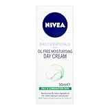 Nivea Daily Essentials Oil-Free Moisturising Day Cream Oily & Combination Skin, 50ml