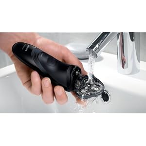Philips AT899/16 Aquatouch Shaver Black Edition - Image 4