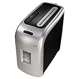 Korb zum Entsorgen der Papierschnipsel herausnehmbar, extrakleine Papierschnipsel für mehr Auffangvolumen im Korb, besonders laufruhiger Motor, tackerklammerfeste Qualitäts-Messerwellen aus Stahl