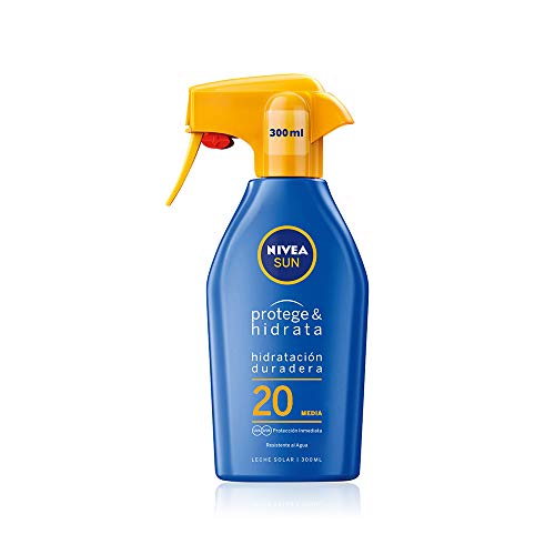 NIVEA SUN Protege & Hidrata Spray Solar FP20 (1 x 300 ml), protector hidratante y resistente al agua con protección UVA/UVB, protección solar media en formato pistola