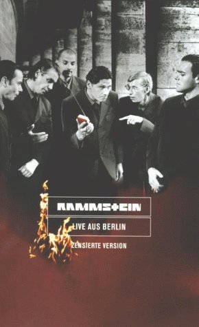 Preisvergleich Produktbild Rammstein - Live aus Berlin [VHS]