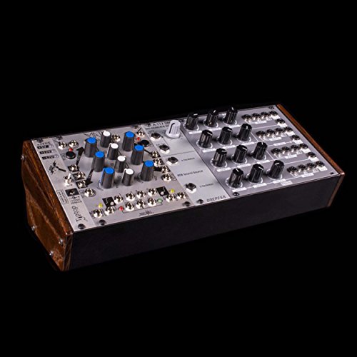 Moog Eurorack case 104 HP