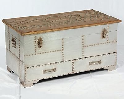 Phoenixarts 50 Malle vintage dans un design industriel rétro en bois et aluminium comme console ou table d’appoint