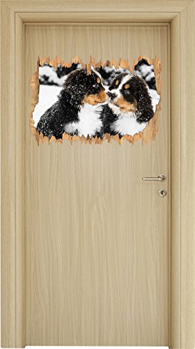 süße Bernersennenhunde im Schnee schwarz/weiß Holzdurchbruch im 3D-Look , Wand- oder Türaufkleber Format: 62x42cm, Wandsticker, Wandtattoo, Wanddekoration