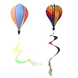 Heißluftballon, der windsock hängt, großer visueller Anklang, während sie sich im Wind drehen. Genießen Sie Farbe in Bewegung