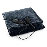 REINIGUNG: Mit den Maßen von 130 x 180 cm lässt es sich unter der Wärmedecke auch ganz bequem zu zweit Kuscheln. Damit der Komfort lange erhalten bleibt, lässt sich außerdem das Bedienteil abnehmen und die Decke ganz einfach in der Waschmaschine waschen.