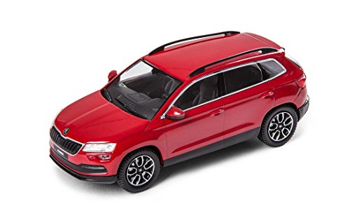 Preisvergleich Produktbild Skoda Karoq Modellfahrzeug 1:43, red velvet - 5A7099300F3P