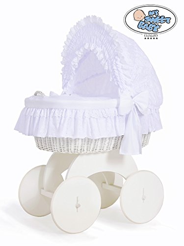**BRAND NEW LUXURY WHITE WICKER CRIB / MOSES BASKET / BASSINET WITH HOOD, SOLID WHITE WOODEN BASE, WHITE WITH LACE BEDDING SET + BRITISH MADE MATTRESS