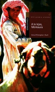 A lo lejos, menkaura (alandar)