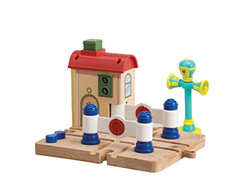 Chuggington Wooden Lights and Sounds Crossing Platform with Vee