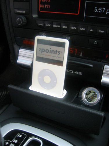 Preisvergleich Produktbild Porsche Cayenne Spec. Dock iPod / iPhone Dock 2002 + porcynv2i