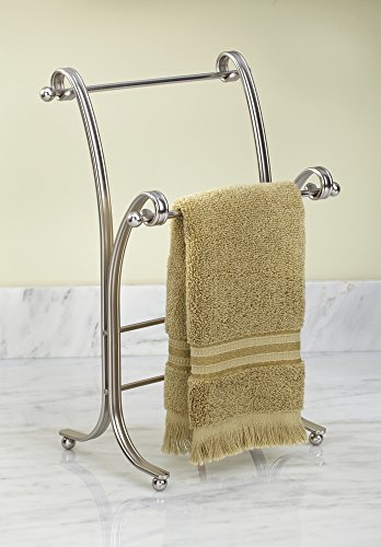 mDesign Handtuchständer – praktisches Badzubehör zum Aufhängen von zwei kleineren Handtüchern, ideal für den Waschtisch – Handtuchhalter ohne Bohren – rostfrei – Farbe: Silber - 2