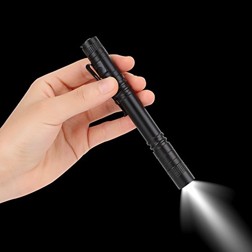Qwert LED Praktische Taschenlampe superhelle Mini Handgerät Taschenlampe, Wasserfest Tragbare im Freien Handlampe für Campen Wandern Fahrradfahren und Notfälle (250 Lumen)