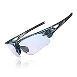 gafas de sol fotocromaticas decathlon Lentes inteligentes y cómodas: 3 en 1. Estas gafas inteligentes cambian de color claro a oscuro dependiendo de la intensidad de los rayos UV. Cuanta más luz haya en el exterior, más se oscurecerán las lentes. No es necesario cambiar las lentes dependiendo de las diferentes condiciones de luz.