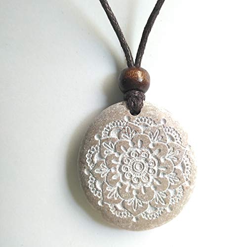 COLGANTE TALLADO MANDALA