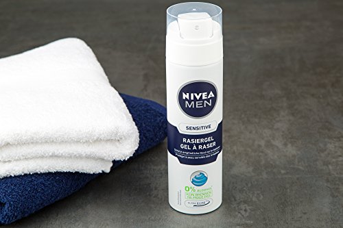NIVEA Men, 2er Pack Rasiergel für Männer, 2 x 200 ml Spender, Sensitive, 0% Alkohol - 7