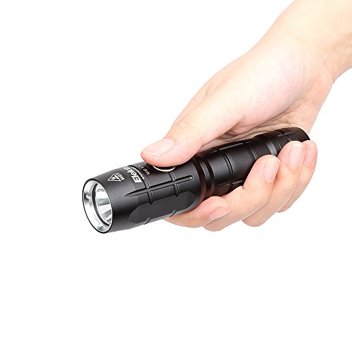 Elekin UC17 Taschenlampe, Superhell 1200 Lumen Cree LED Taschenlampe mit starkem Licht [Wasserdicht] [Bruchsicher] [300M Bestrahlungsabstand] – tragbare Taschenlampe ereignet für Indoor und Outdoor. - 2