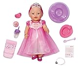 1 Kleid, 1 Haarband, 1 Paar Schuhe, 1 Teller mit Löffel, 1 Trinkflasche mit Kappe, 1 Töpfchen, 1 Schnuller, 1 Windel, 1 Portion Brei, , je 1 Freundschaftsbändchen für Mädchen und Puppe