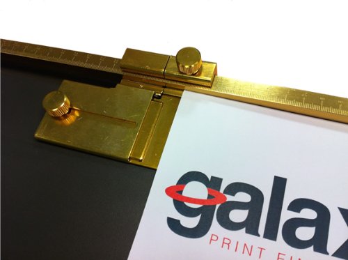 Galaxy Crease and Go Machine