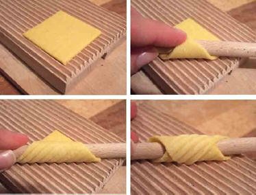 GNOCCHIBRETT MIT PENNESTAB FÜR GNOCCHI & GARGANELLI - 2