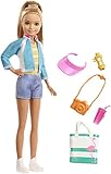 muñeca barbie fashionista articulada La muñeca stacie incluye cinco accesorios para disfrutar haciendo turismo