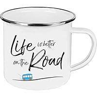 Cadouri - Camping-Tasse mit Spruch LIFE IS BETTER ON THE ROAD Kaffeetasse Kaffeebecher Emaille-Tasse Campingbecher - 300 ml