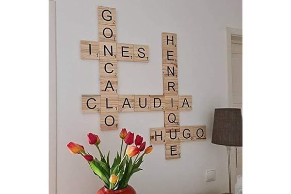 Lettres en bois façon Scrabble