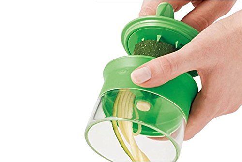 Spiralschneider von simple life™ mit Rezeptsammlung – der Gemüseschneider als Küchenhelfer für Gemüsespaghetti, Zucchini, Gurken, Karotten, Rettiche und Süßkartofeln – mit Edelstahl-Klinge als Julienne Schneider - 2