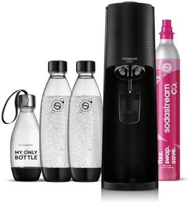 SodaStream Gasatore d’acqua Terra Nero include cilindro di Co2 per realizzare fino a 60 Litri di acqua frizzante, inclusa due bottiglie da 1 L e una bottiglia da 0,5L lavabili in lavastoviglie