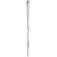 Wet 'n' Wild Makeup Brush, Large Eyeshadow Brush with Rounded and Innovative Bristles and Ergonomic Handle for Blending without Smudging, Easy-to-use Makeup Brushes, 1 Count (Pack of 1)