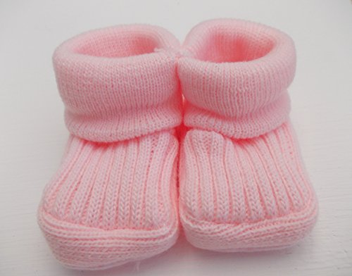 BNWT Baby boys or girls unisex knitted 100% Acrylic booties 0-3 months (Pink)