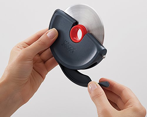 Joseph Joseph 20038 Disc Leicht zu reinigender Pizzaschneider Edelstahl, 12,1 x 10,8 x 2 cm, grau - 6