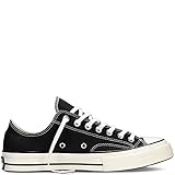 Converse - Herrengrößeninfo: Es ist bekannt, eine Größe groß für Männer laufen. Das bedeutet, ein Herrengröße 9.5 passt eher wie eine Größe 10 in der anderen Marken. Bestelle eine Größe.