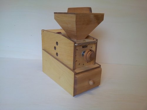 Getreidemühle WIDU Widukind Mod. I aus Birkenholz, kompakt - 2