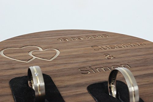 Ringkissen aus Holz mit Namen und Datum – Nussbaum - 4