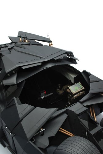 Batman Dark Knight Batmobile Tumbler 1:6 Movie Masterpiece By Hot Toys