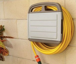 Tec Hit 390245 Wandhalterung für Gartenschlauch für 45 m der Röhre mit Schrank Aufbewahrung