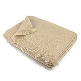 Cobertura thesee 220 x 240 cm lana 320 g/m2 (78% mohair 15% lana 7% poliamida), tratado antimites, color unido Beige, acabado flecos en dos lados - Fabricado en Europa.