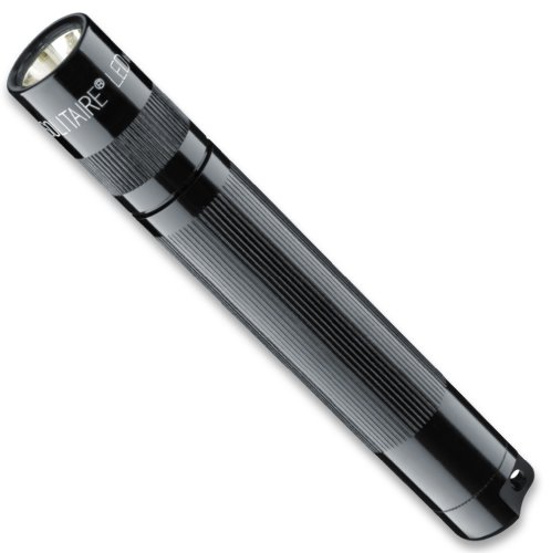 Mag-Lite LED Solitaire bis zu 37 Lumen, 8 cm Mini Taschenlampe, inkl. 1 Micro-Batterie und Schlüsselanhängerschlaufe, schwarz, SJ3A016 - 2