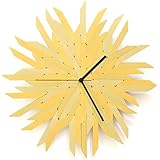 Haystack (Heustock) gold - zeitgenössische organische Wanduhr aus Holz
