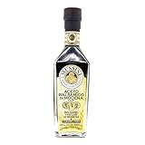 Uso en la cocina: El vinagre balsámico de Módena IGP 3 monedas es el acompañamiento perfecto para primeros platos con salsa de carne, quesos maduros y sabrosos y fondue. También es ideal para dar aroma a un plato de polenta con champiñones o carne a la parrilla