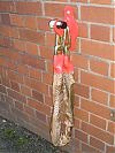 Untouchable Hook Wall Anchor with a 16mm x 1.5m Security Chain