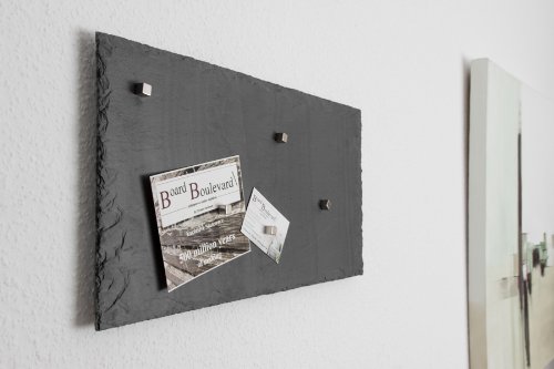 Schiefer Magnettafel (Echt Massiver Stein) ! – Pinnwand + Kreidetafel in 50 cm x 25 cm inkl. 5 Magnete Board Boulevard - 3