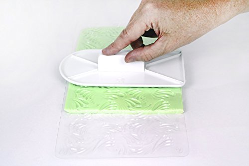 PME Prägematte in elegantem Wellen-Design - 3