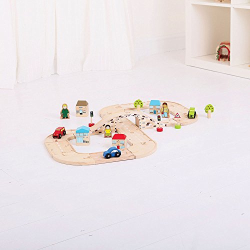 Bigjigs Rail Figure of Eight Roadway with Accessories