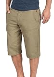 Detalles: Short chino informal y elaborado de alta calidad, tejido de algodón resistente y suave al tacto, Dos bolsillos delanteros y dos bolsillos traseros, aplicaciones de cuero, Cierre: Botón y cierre