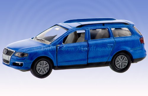 Preisvergleich Produktbild Siku 1307 VW Passat Variant (blau-metallic)